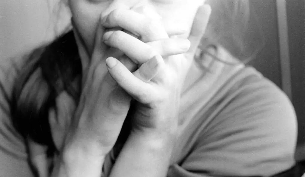 she-presents-well-acceptable-normalcy-featured-e1645608653618